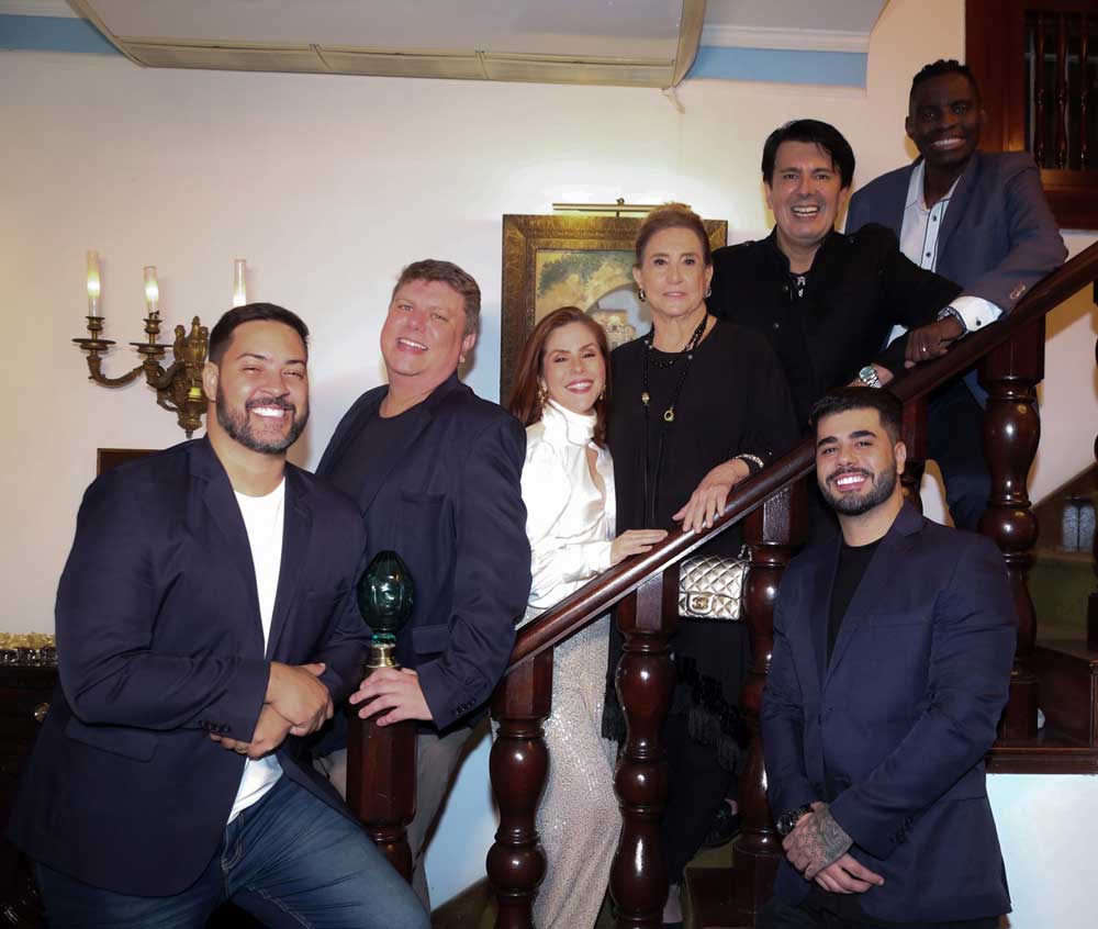 Thiago Waltz, Leco Biagioni, Lu Wellisch, Madeleine Saade, Andre Ramos, Luiz Fernando e Douglas Monjardin (Foto: Vera Donato)