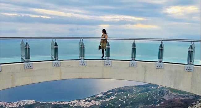 Priscila Latoia na Croácia (Divulgação)