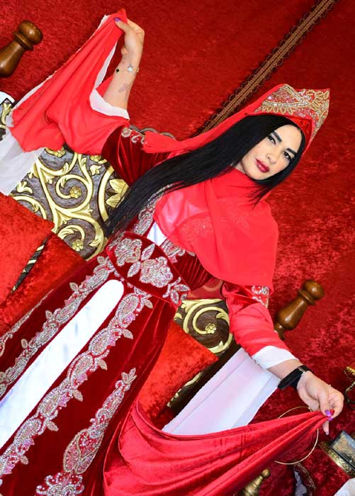 Priscila Latoia na Turquia (Divulgação)