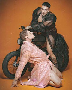 Rafa Marttinz e Tadalafellas recriam Brad Pitt para Privacy (Foto: Privacy)