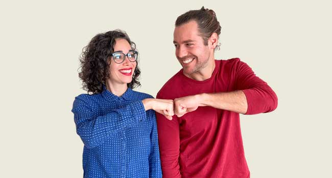 Roberta & Emil - Afrancesados (Reprodução)