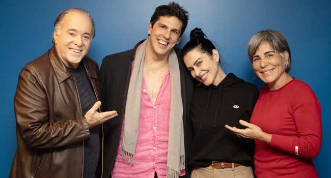 Tony Ramos, Rafael Infante, Cleo Pires e Glória Pires são os protagonistas do novo filme. Imagem durante a leitura de roteiro (Foto: Eny Miranda)