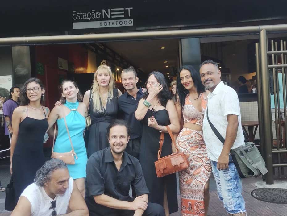 Mya Vittori em Pharmakon - O Jogo (Divulgação)