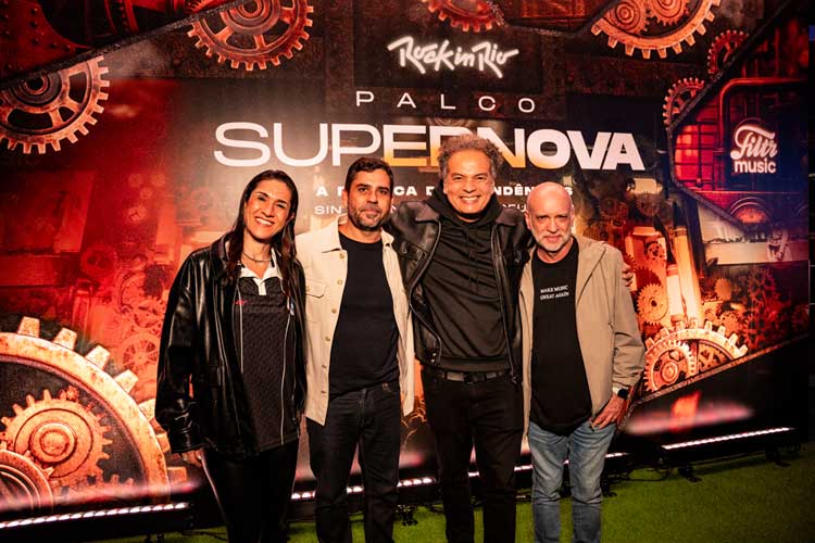 Ana Deccache, Diretora de Marketing da Rock World, Wilson Lannes, COO do Grupo Sony Music Brasil, Zé Ricardo, Vice-Presidente Artístico da Rock World e Roberto Verta, curador do Palco Supernova - Coletiva Rock in Rio (Foto: @rafaelfifito)