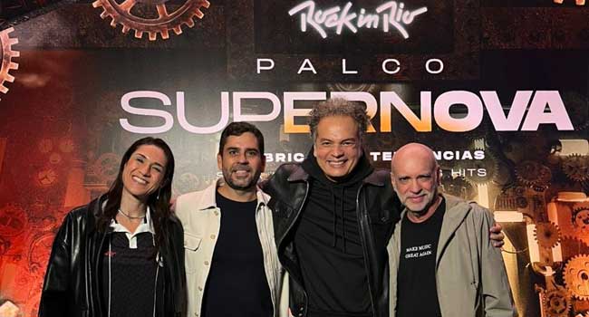Ana Deccache, Diretora de Marketing da Rock World, Wilson Lannes, COO do Grupo Sony Music Brasil, Zé Ricardo, Vice-Presidente Artístico da Rock World e Roberto Verta, curador do Palco Supernova (Foto: Divulgação)