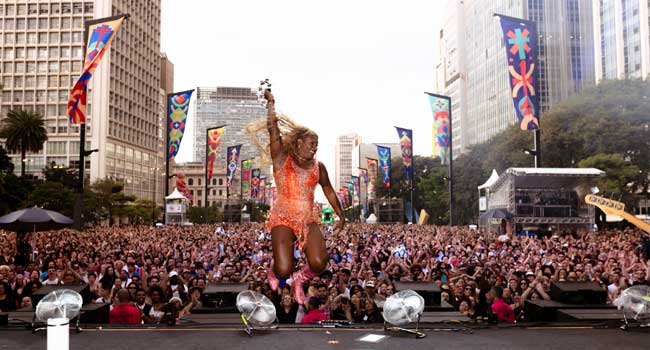  Liniker (Foto: Larissa Kreili | @larissakreili)