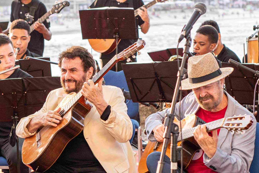 Antônio Carlos e Jocafi, Orquestra Forte de Copacabana e do grupo Yemalá (Foto: Bill Vianna)