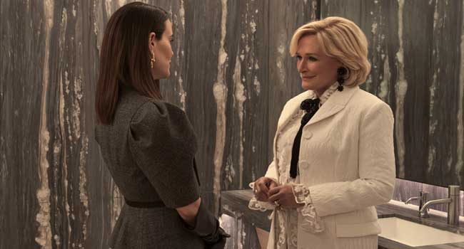 Tudo é Justo - Kim Kardashian, Naomi Watts, Niecy Nash-Betts, Teyana Taylor e Matthew Noszka, com Sarah Paulson e Glenn Close, Disney+ (Divulgação)