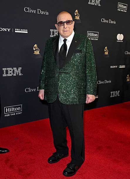 Clive Davis - Por Nekesa Mumbi Moody e Maria Sherman para apnews.com (ReproduçãoInstagram)