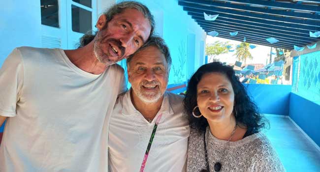 Marcello Ribeiro, Marcos Frota e a cantora Marianna Leporace (Divulgação)